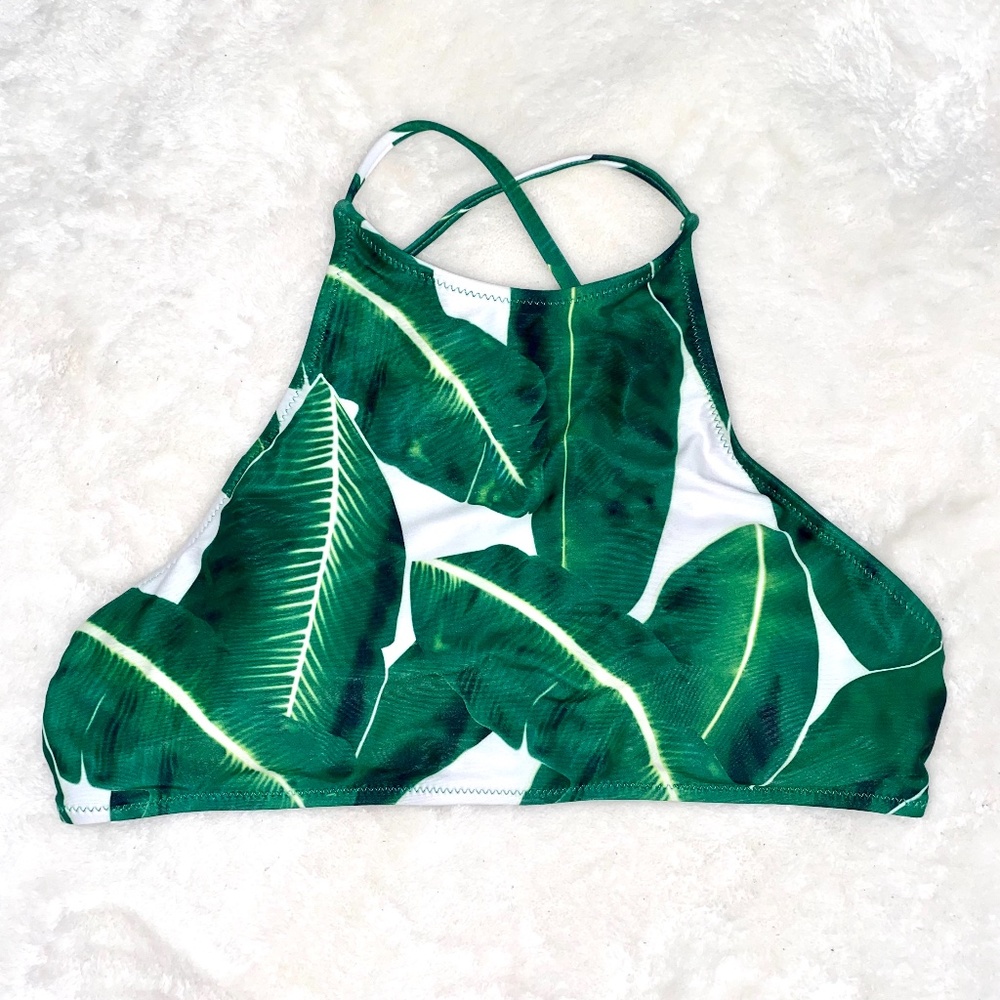 ⭐️Women's Green Leaf Halter Bikini Top Size:M NWOT